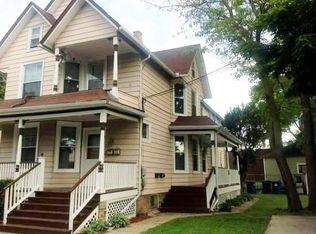 1209 Hagerer St APT 4, Racine, WI 53402