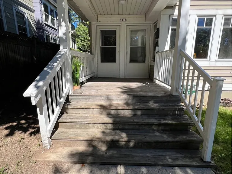 2910 N Newhall St #A — Photo 36