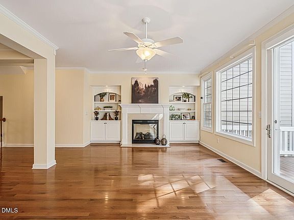 2nd image of 314 Bridgegate Dr