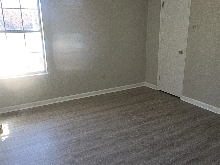 2804 34th Ave #E3 — Photo 5