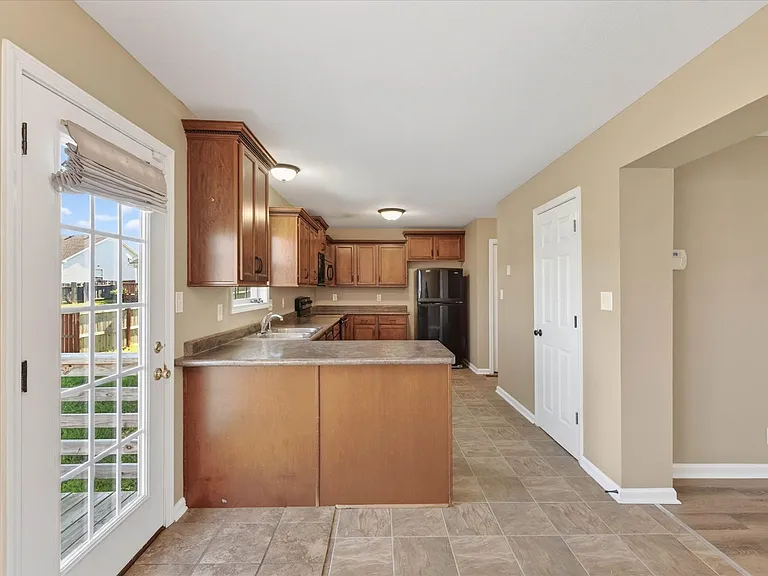 551 Fox Trot Dr — Photo 12