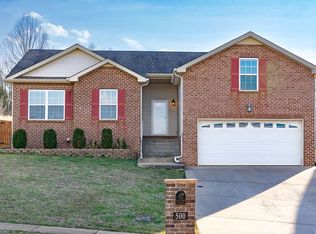 500 Cedar Valley Dr, Clarksville, TN 37043