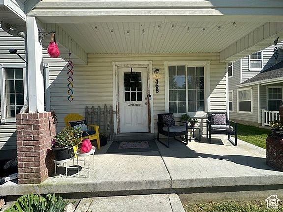 5th image of 368 W Plum Pl N