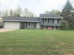 1151 Quick Rd, Harbor Springs, MI 49740