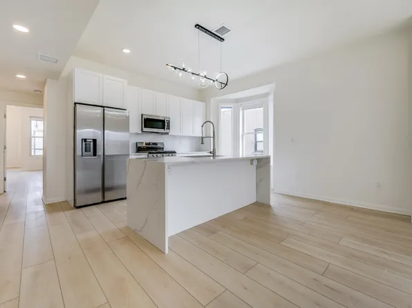 26 46th St APT 2, Weehawken, NJ 07086