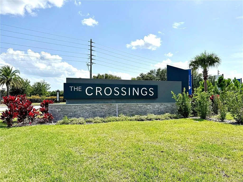 3 bed, 2.5 bath, 1705 sqft, $2,150 — Photo 1