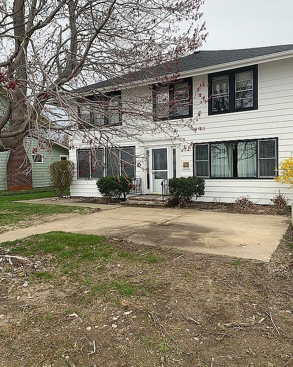 1st image of 5352 Lakeside Blvd #Vbb