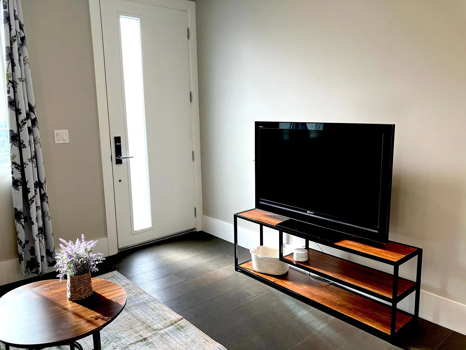 539 N 8th St — Photo 3