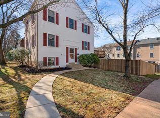 9446 Abingdon Ct, Manassas, VA 20109