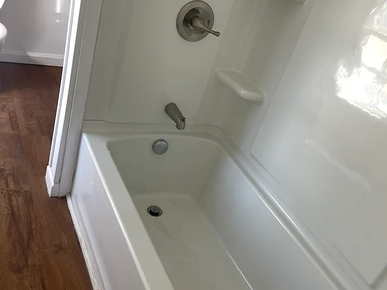 895 Baldwin Ave #3 — Photo 2