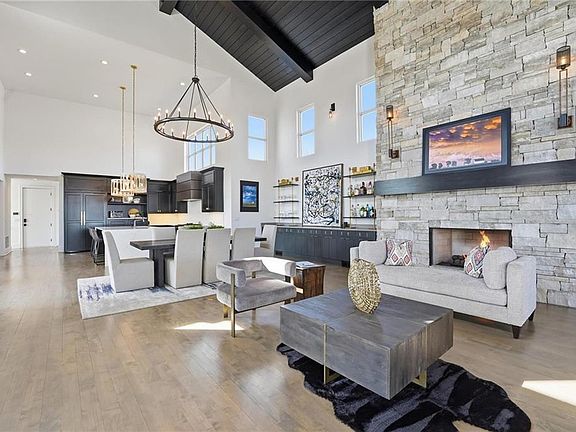 2nd image of 6949 Watsons Country Ln