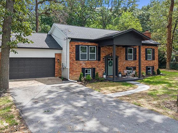 4th image of 7851 Spruce Hill Rd