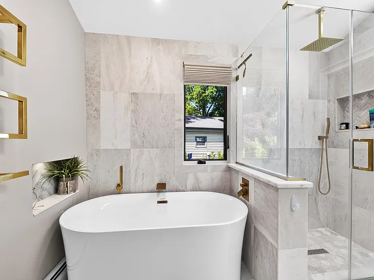 31 Colony Rd — Photo 22