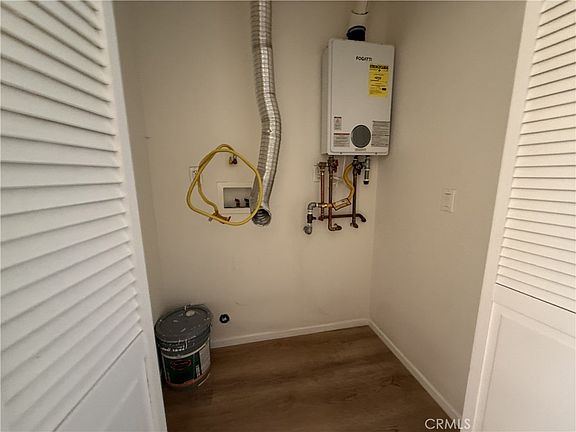 5th image of 7320 Lindley Ave