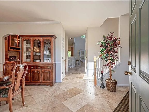 4th image of 3538 Arrowhead Blvd