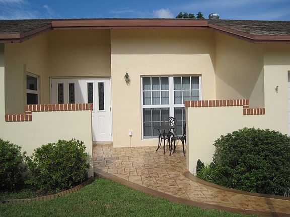 2nd image of 5117 SW 87th Ter