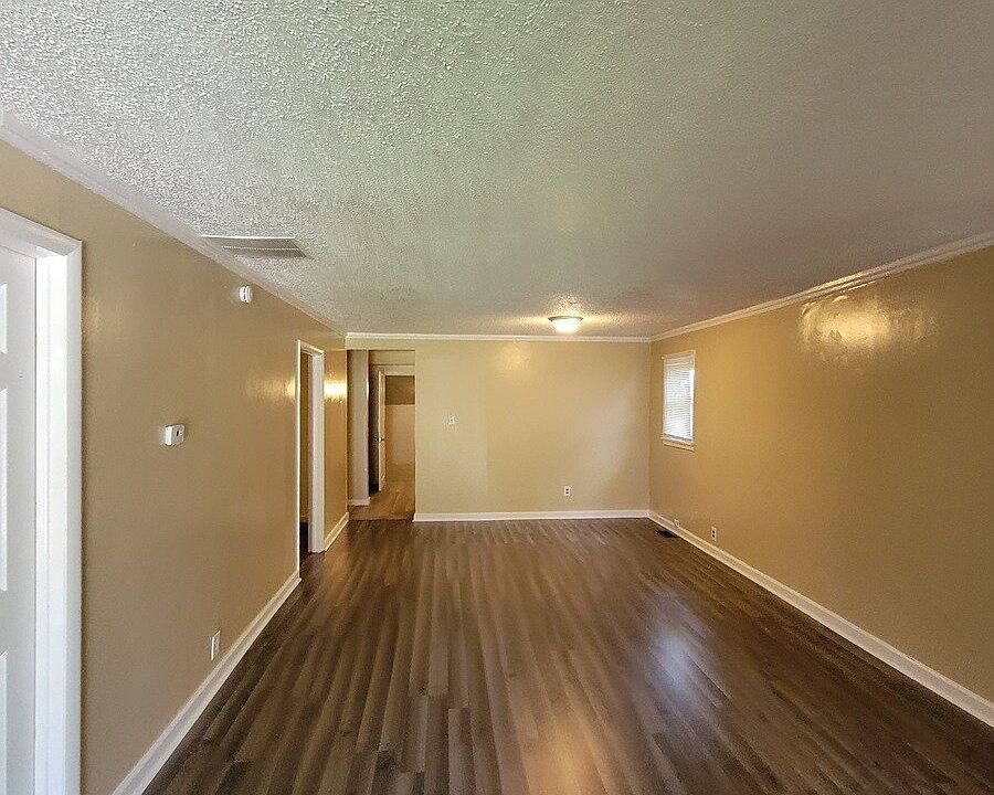 1st image of 1623 N Livingston Ave