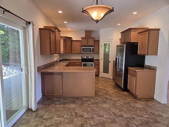 2nd image of 4038 9th Ct SE