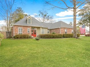 813 Woodmont Dr, Covington, LA 70433