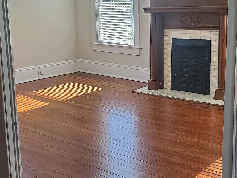381B Spring St #B — Photo 34