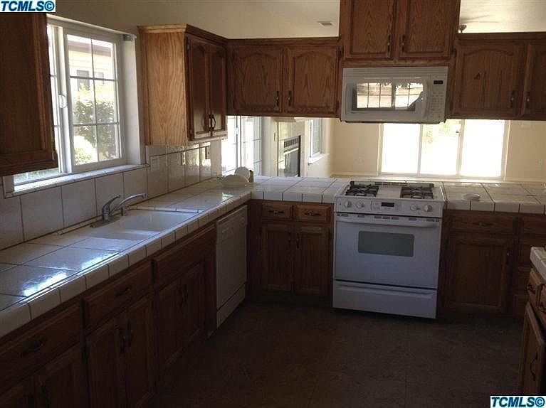2nd image of 32449 River Island Ln