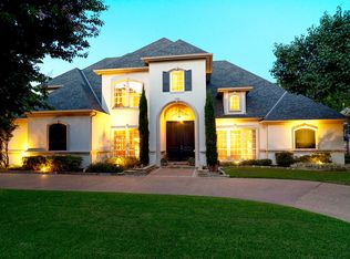 909 Parkview Ln, Southlake, TX 76092