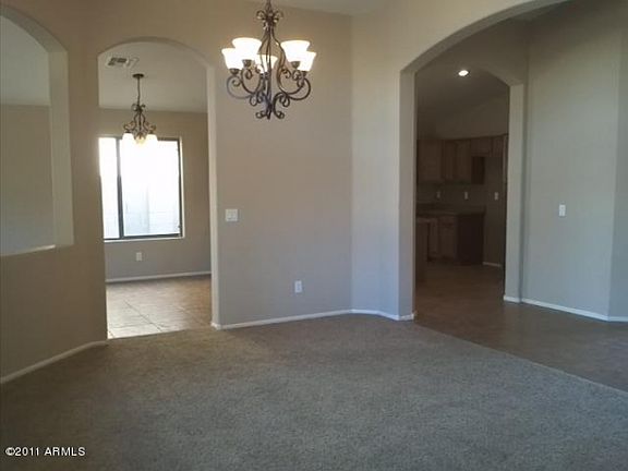 3rd image of 128 W Pasture Canyon Dr