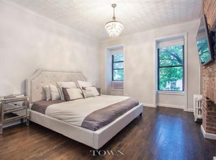 436 W 47th St APT 2B, New York, NY 10036