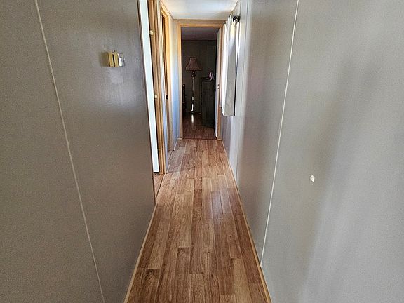 2nd image of 160 Riverbend Ln