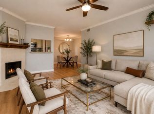 4633 Wild Indigo St APT 552, Houston, TX 77027