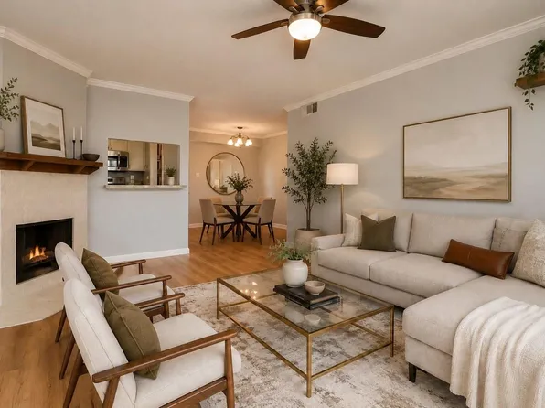 4633 Wild Indigo St APT 552, Houston, TX 77027