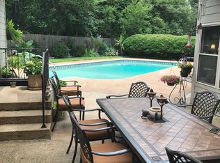 1002 Fair Meadow Rd, Memphis, TN 38117