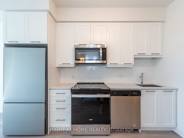 385 Winston Rd #701 — Photo 4
