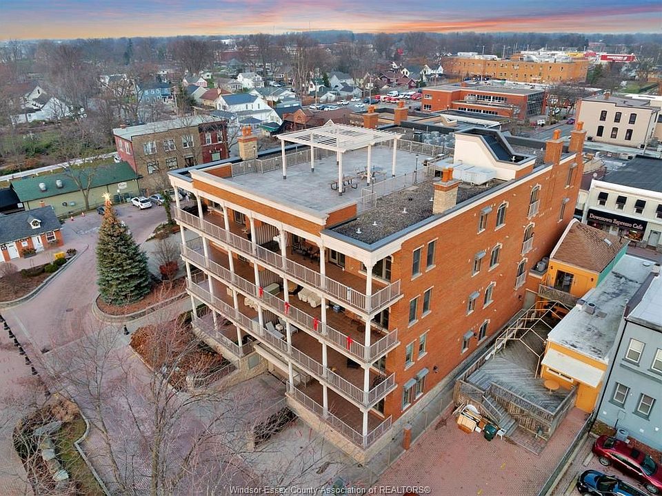 1st image of 252 Dalhousie St #102