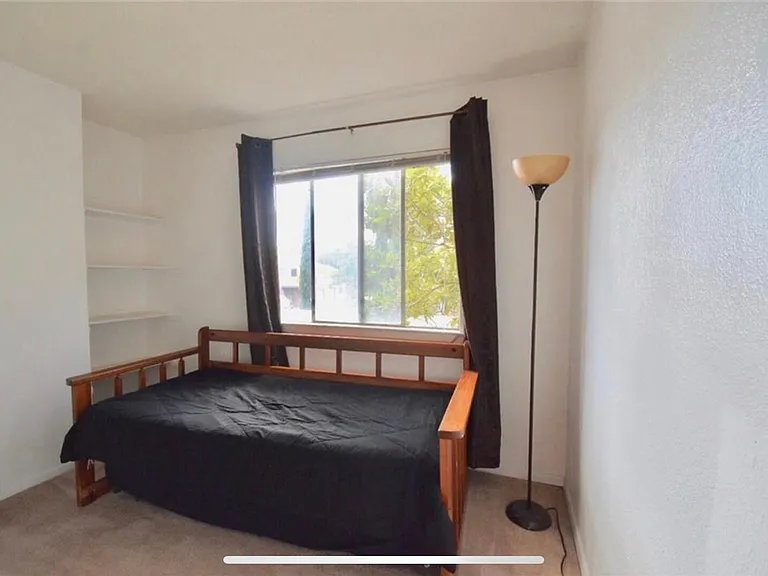 1644 Lomaland Dr #120 — Photo 6