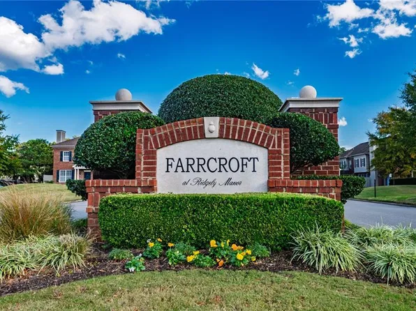 1057 Gamston Ln, Virginia Beach, VA 23455