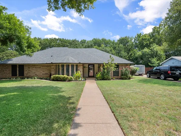 12014 Saddlehorn Ln, Mansfield, TX 76063