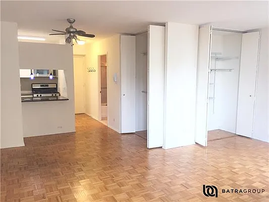 Rented by Batra Group Inc | media 5