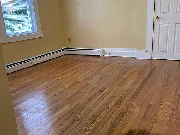 4th image of 640 Haverhill St #1L