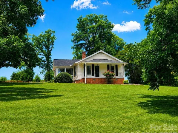 1209 Requa Rd, Cherryville, NC 28021