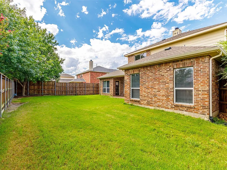 15507 Appaloosa Dr — Photo 23