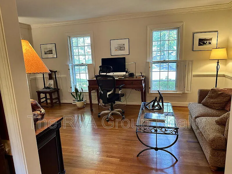 4 bed, 2.5 bath, 2304 sqft, $2,895 — Photo 4
