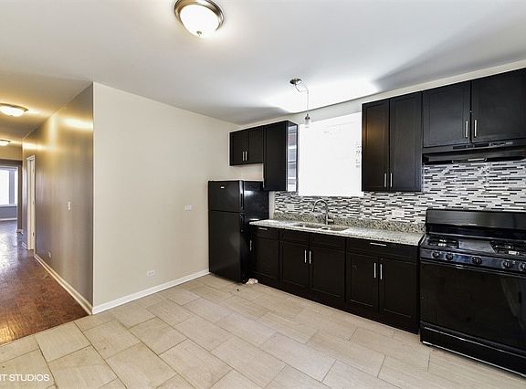 4th image of 8616 S Euclid Ave