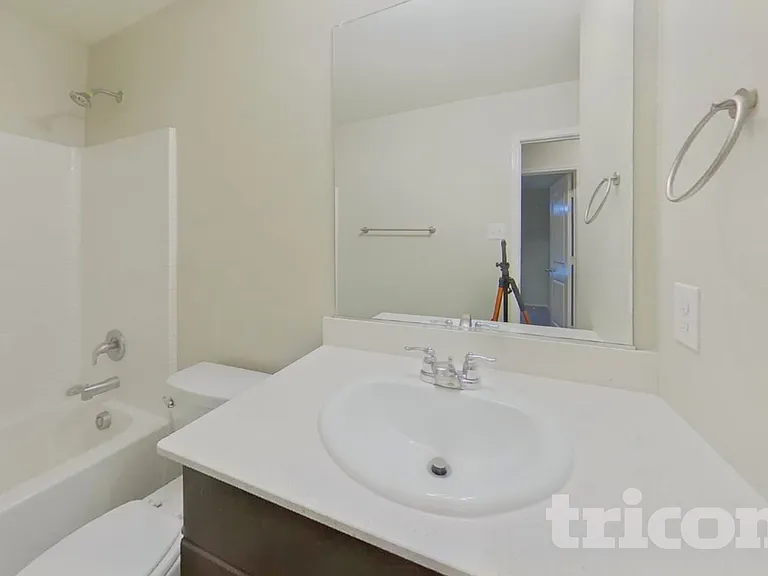 14201 Serrano Ridge Rd — Photo 11