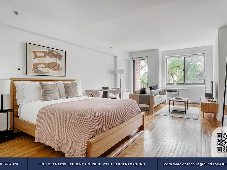 101 W 15th St #521 — Photo 11
