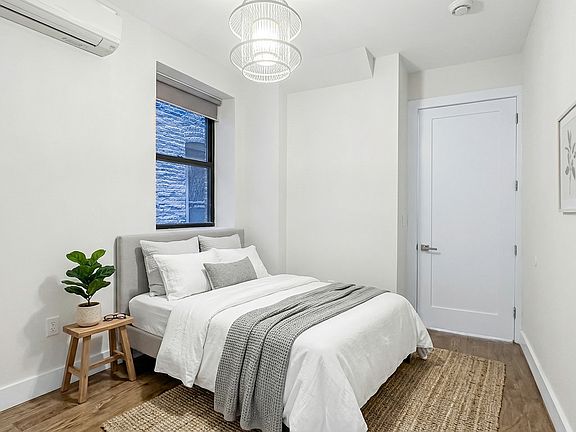 4th image of 1794 Amsterdam Ave #2N