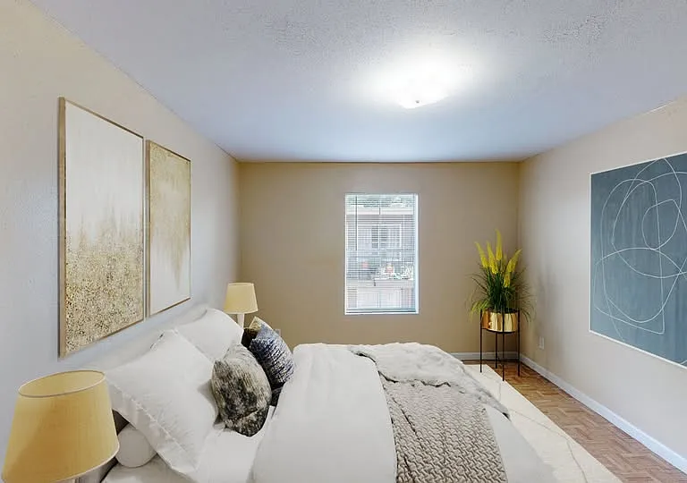 Creekwood Apartments — Photo 48