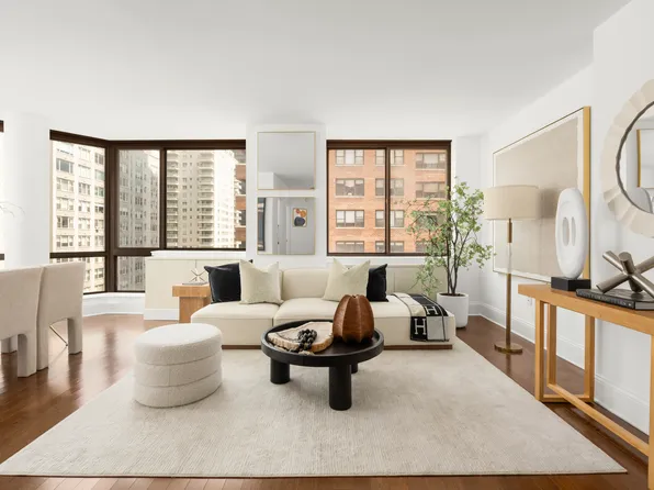300 East 64th Street image 1 of 20