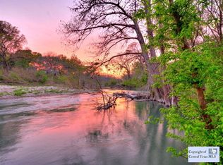 244 SW Riverside Ln, Martindale, TX 78655