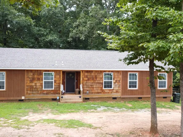 3861 Durham Rd, Greer, SC 29651